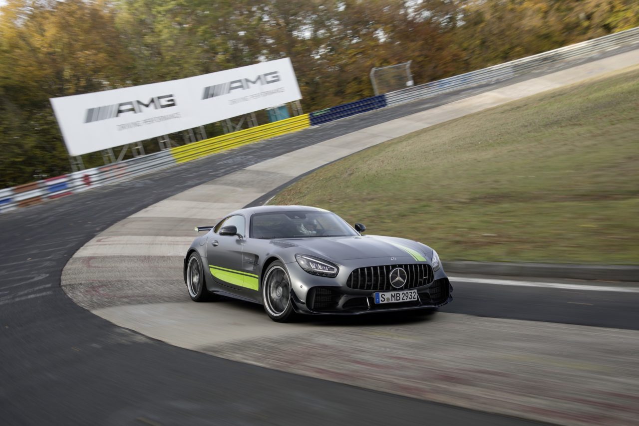 Der neue Mercedes-AMG GT und AMG GT R PRO: Nachgeschärft und noch agilerThe new Mercedes-AMG GT and AMG GT R PRO: Further honed and even more agile