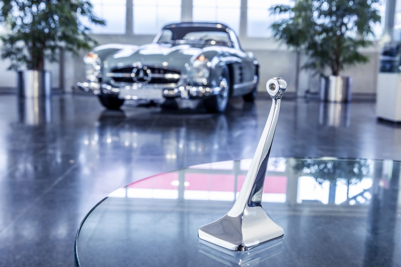 „Future meets Classic“: Nächste Generation von Mercedes-Benz Original-Ersatzteilen aus dem 3D-Drucker“Future meets Classic”: Next generation of genuine Mercedes-Benz replacement parts from the 3D printer