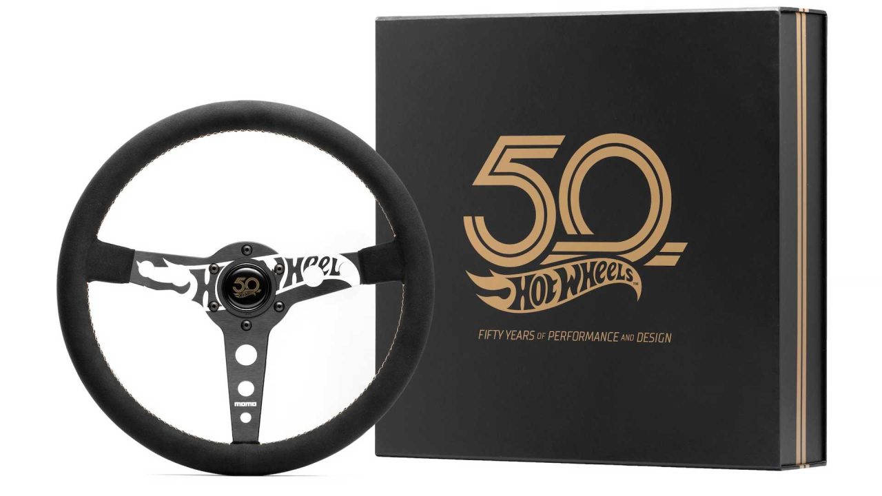 momo-hot-wheels-limited-edition-steering-wheel (7)
