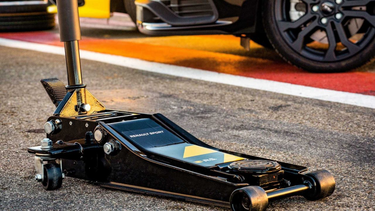 renault-rs-performance-parts (12)