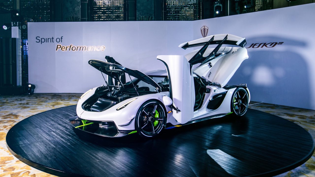 Koenigsegg appoints Kingsway K Cars Signing Ceremony 06