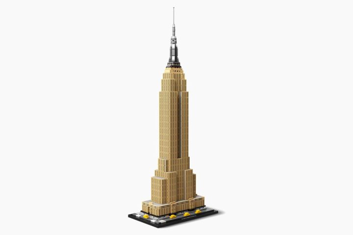 LEGO-Architecture-21046-Empire-State-Building-0-Hero