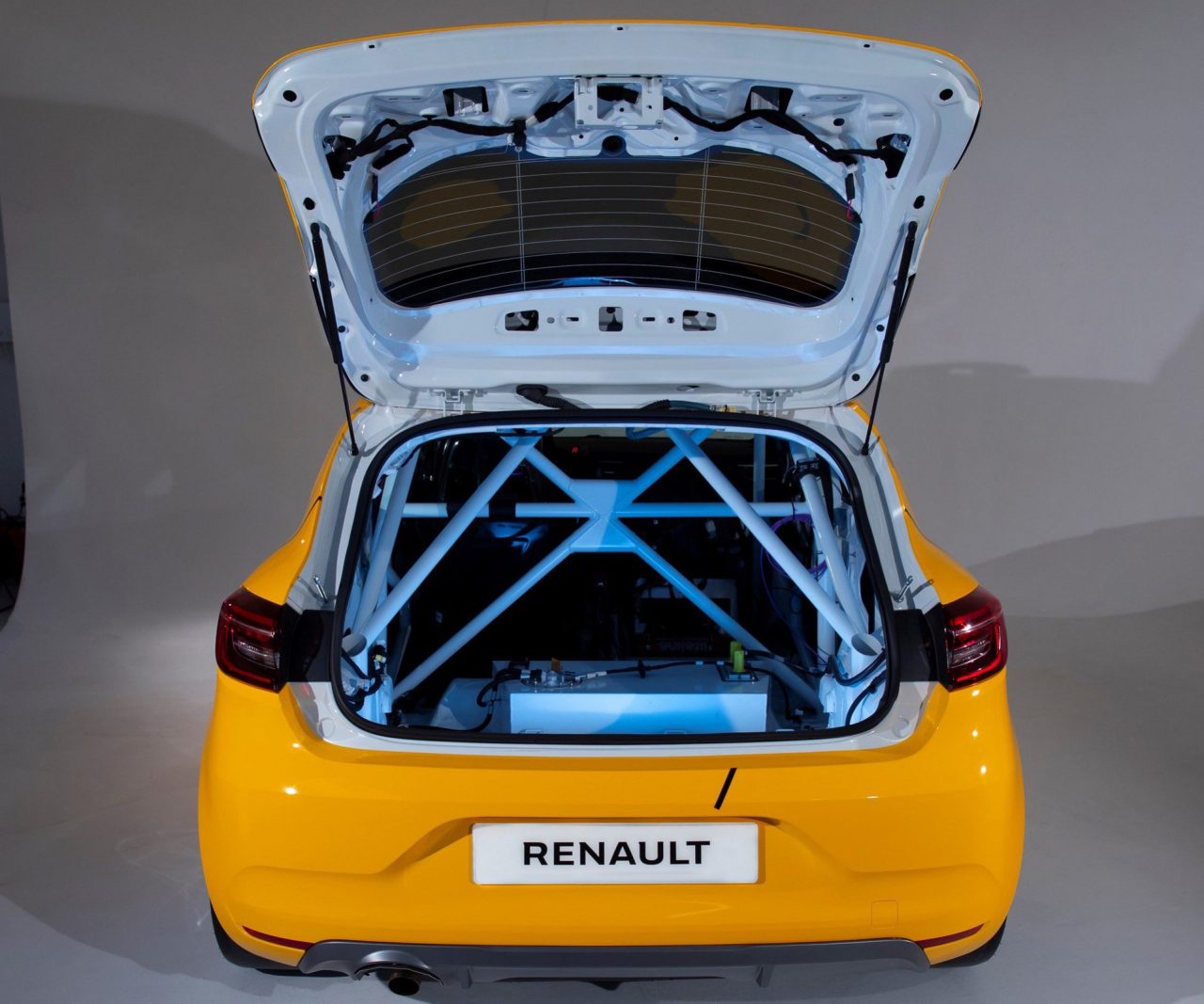 2020-renault-clio-cup-rally-rx-5