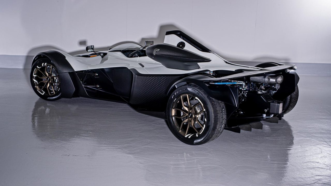 BAC Mono R-2