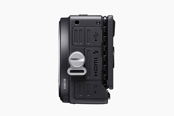 Sigma-fp-Mirrorless-Camera-2