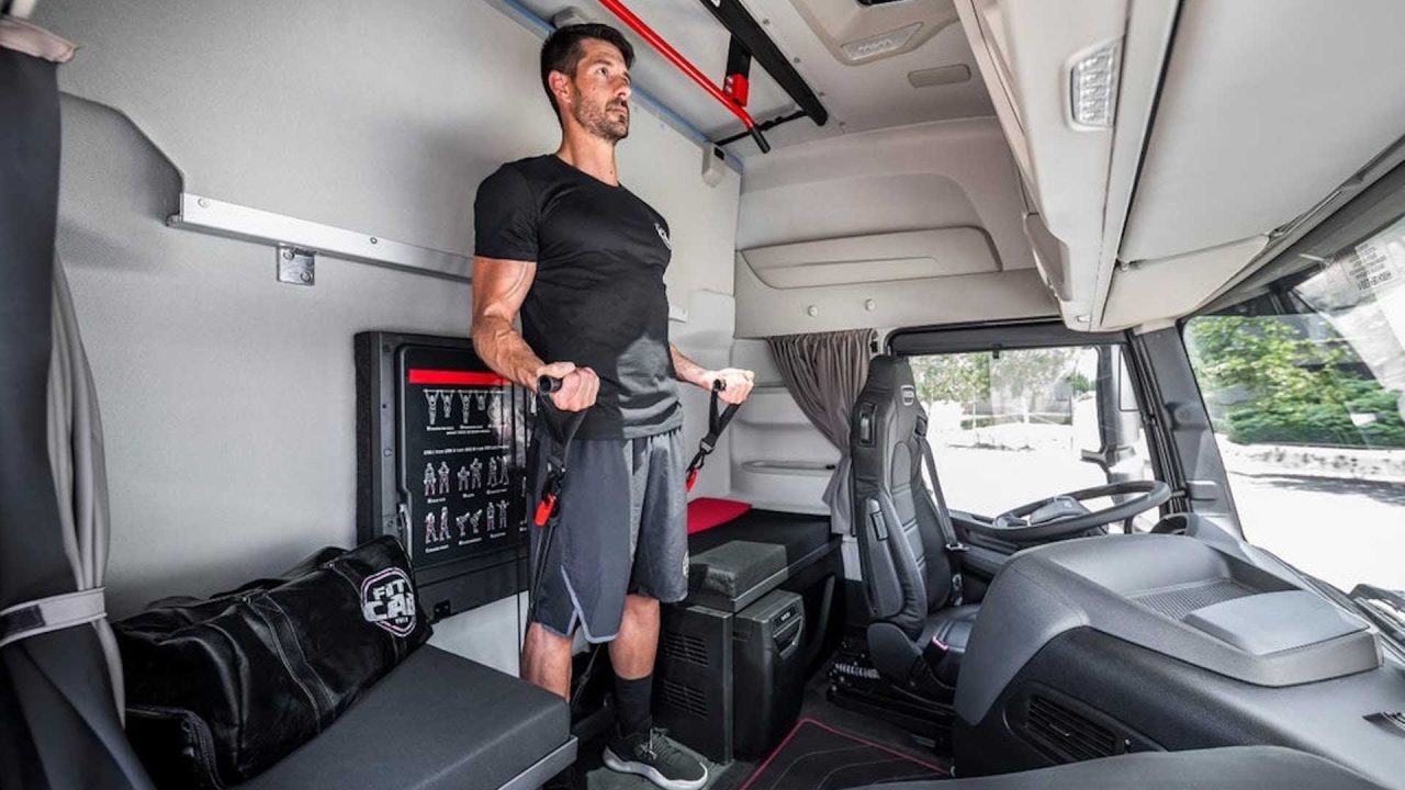 iveco-s-new-semi-is-a-rolling-home-gym-for-on-the-go-fitness (1)