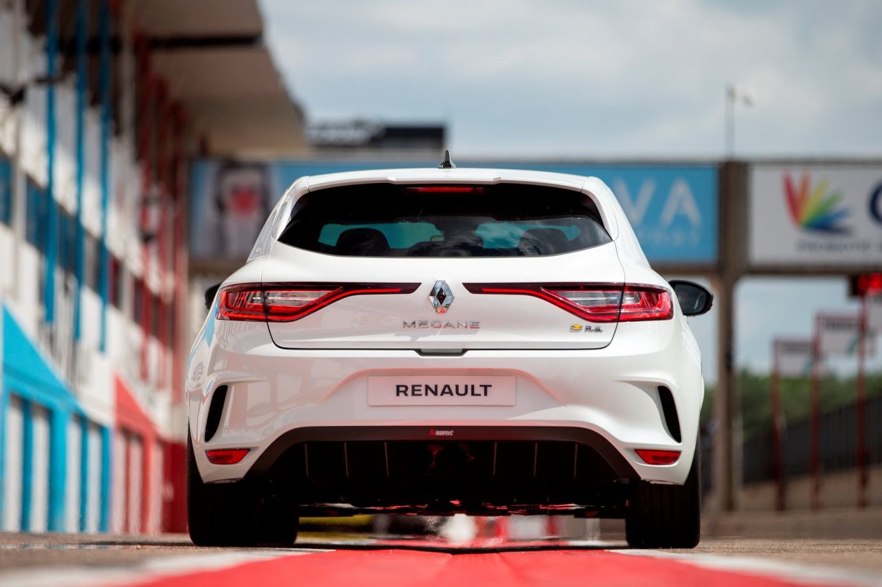 renault-megane-rs-trophyr-20