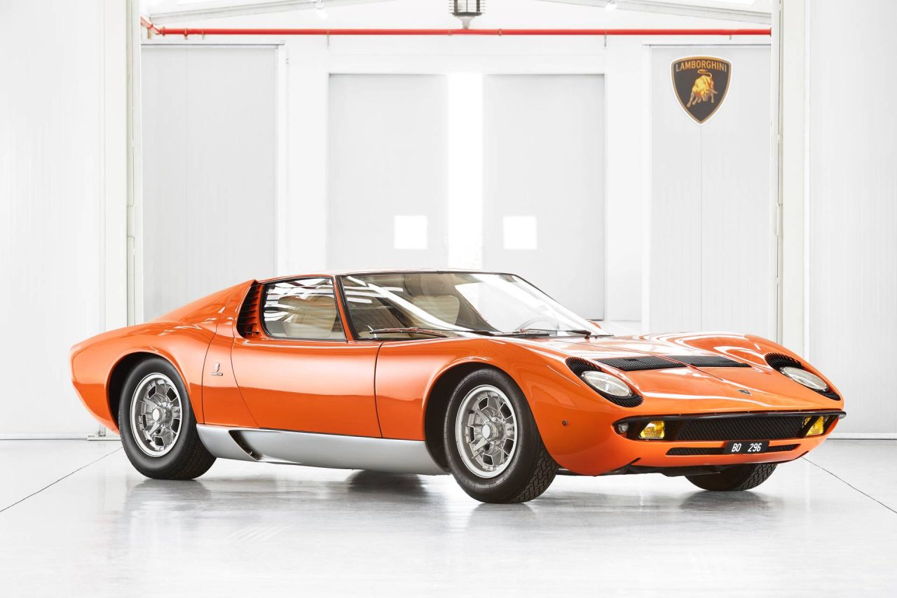 3f0fa61e-lamborghini-miura-pebble-beach-8