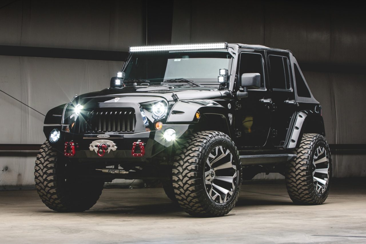 2017-Jeep-Wrangler-Custom-_0
