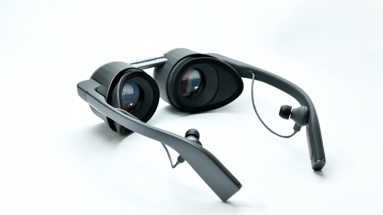 Panasonic Corporation of North America Sub1-VR-Glass-2—003