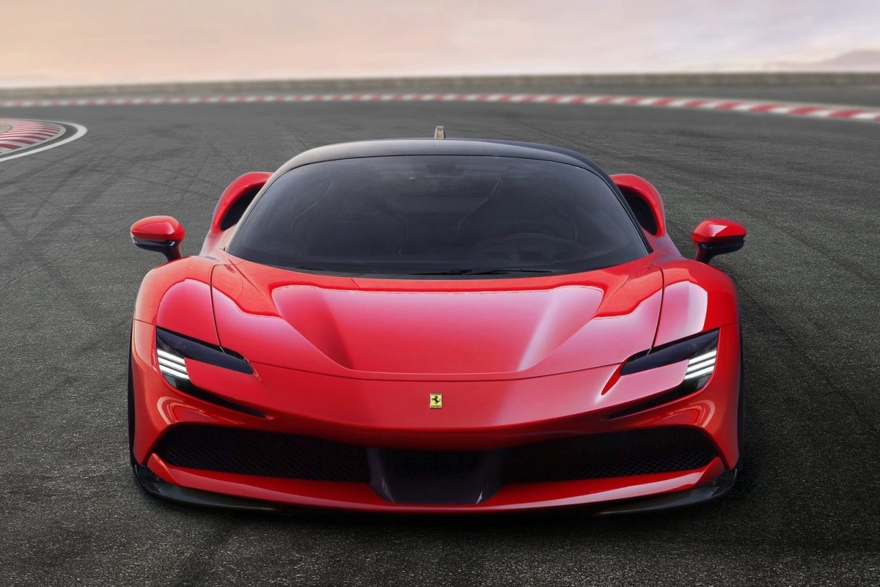 Ferrari-SF90_Stradale-2020-1600-05