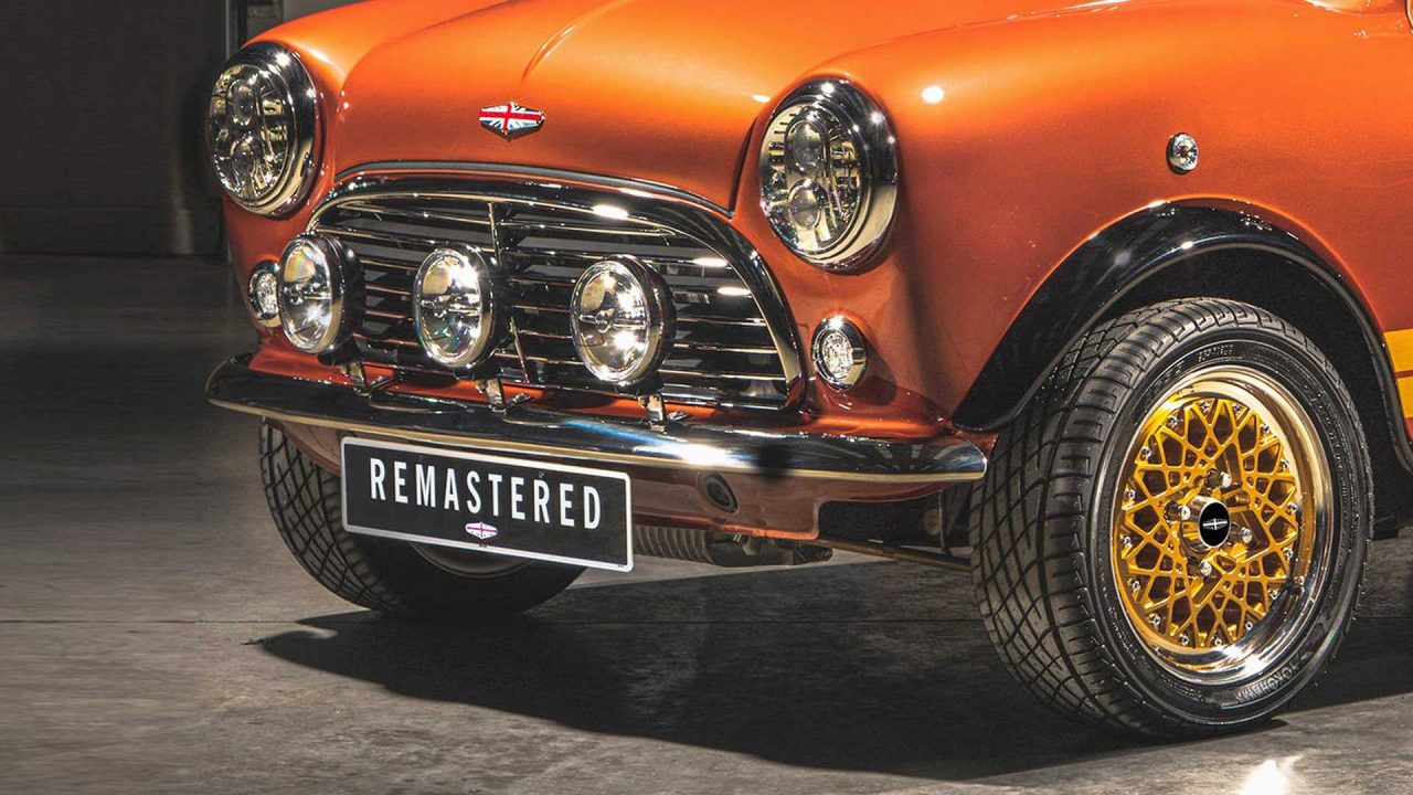 mini-remastered-sahara-gold-by-david-brown-automotive (3)