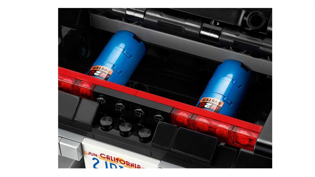 dom-s-dodge-charger-lego-technic (10)