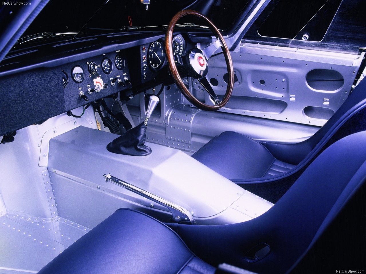 Jaguar-E-Type-1971-1280-0e