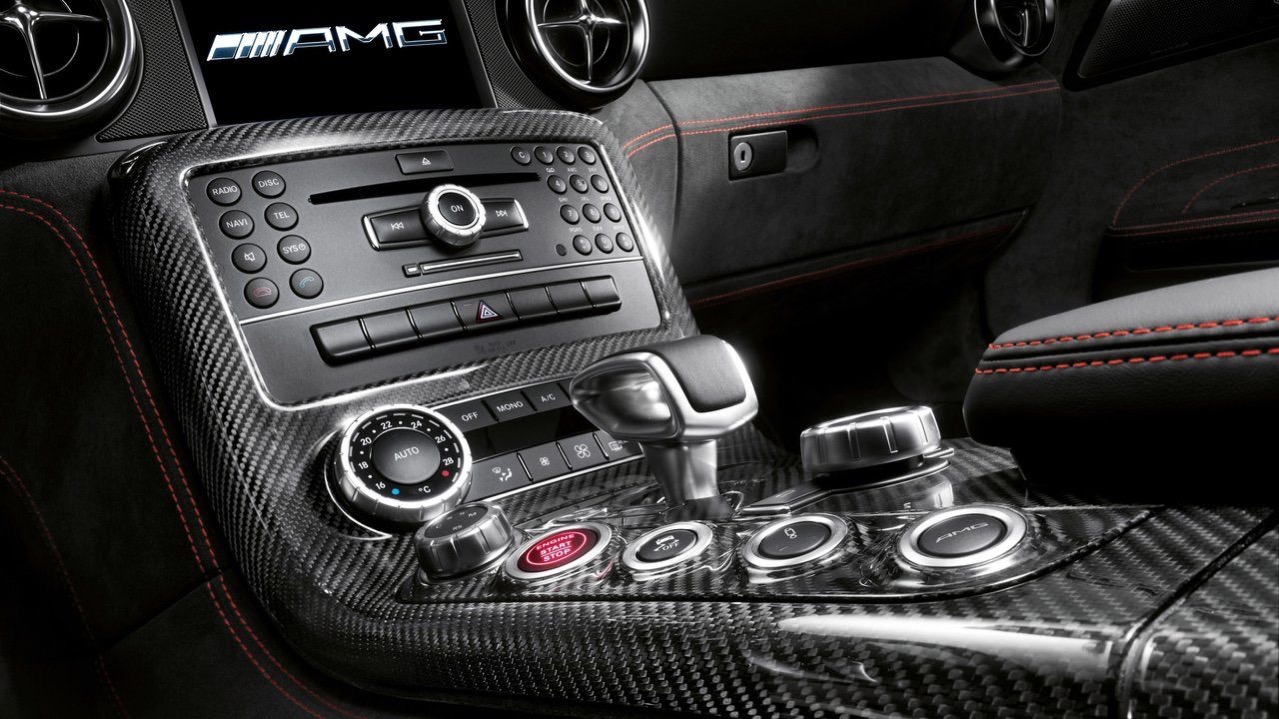 Mercedes-Benz-SLS_AMG_Black_Series-2014-1280-1b