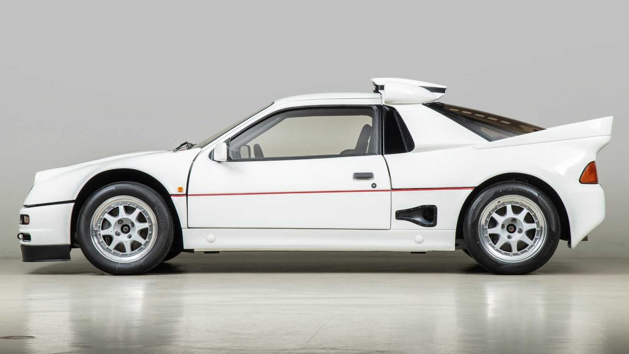 1986-ford-rs200-evolution-side