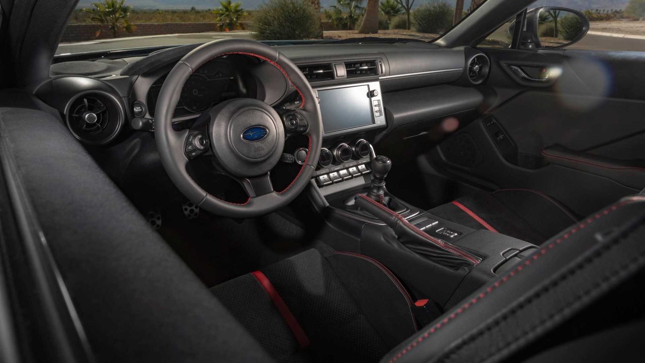 2022-subaru-brz-interior-dashboard