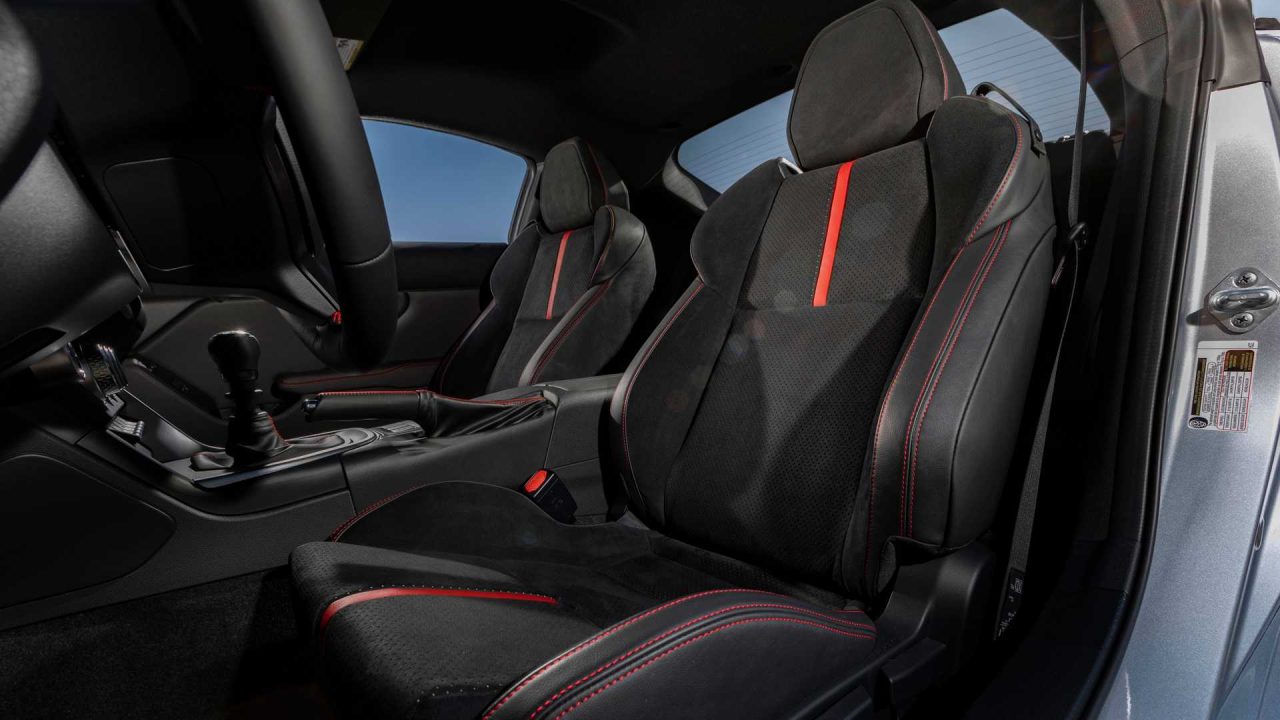 2022-subaru-brz-interior-front-seats (1)