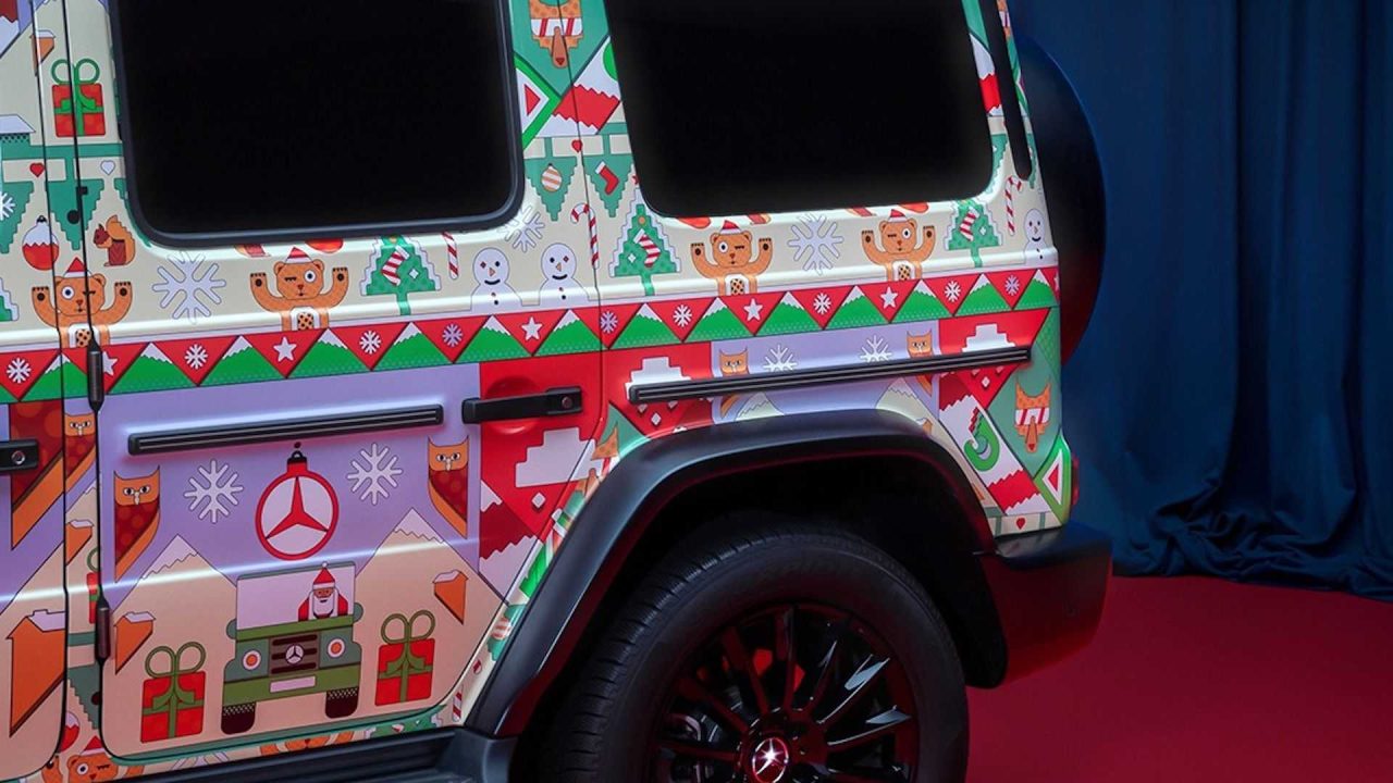 mercedes-benz-vehicles-that-matches-your-ugly-christmas-sweater (3)