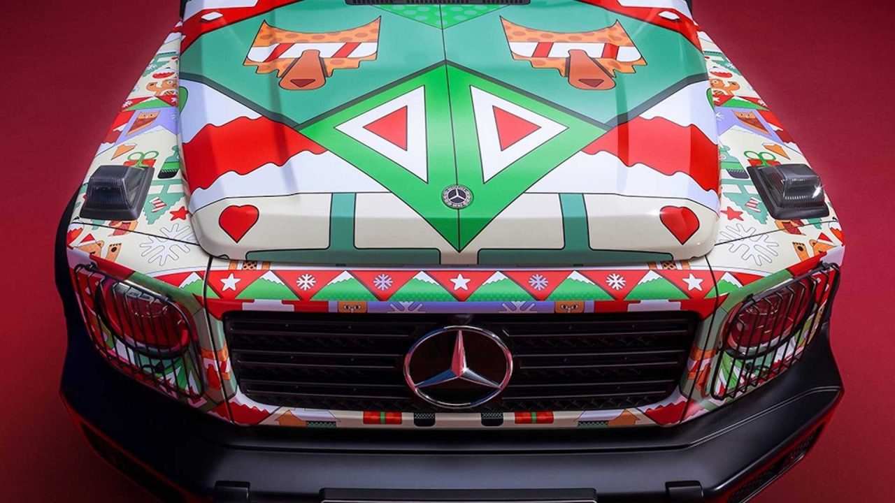 mercedes-benz-vehicles-that-matches-your-ugly-christmas-sweater (6)