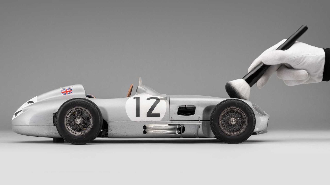 sir-stirling-moss-mercedes-w196-monoposto-by-amalgam-collection (2)