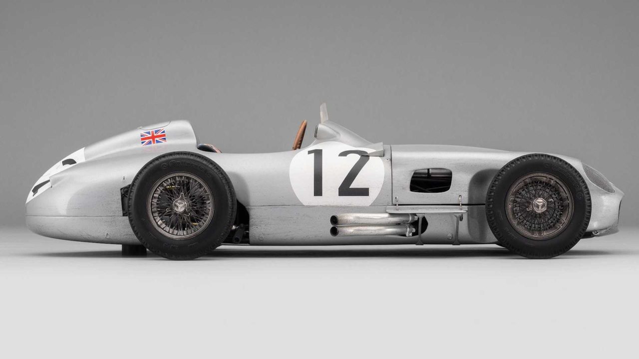 sir-stirling-moss-mercedes-w196-monoposto-by-amalgam-collection (5)