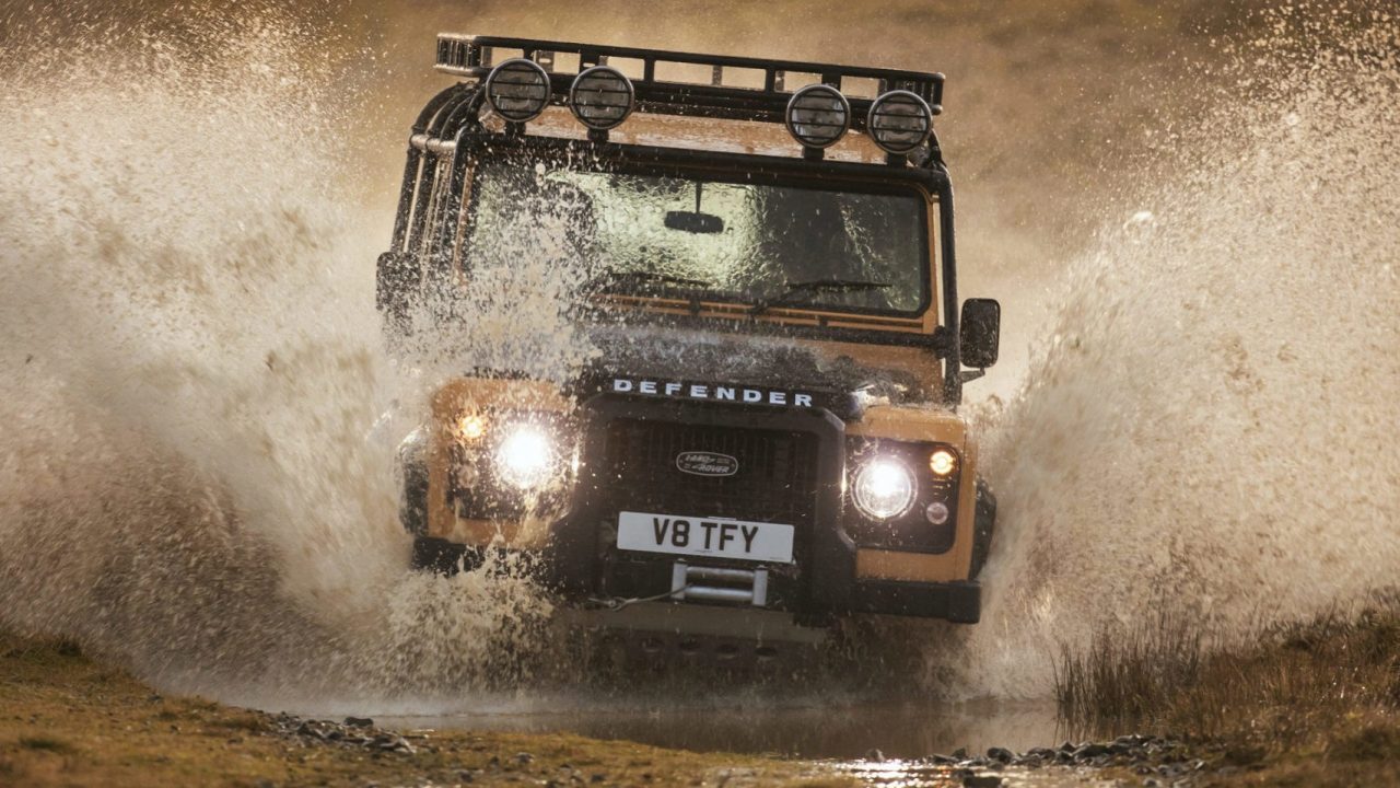 Land-Rover-Classic-Defender-Works-V8-Trophy-3