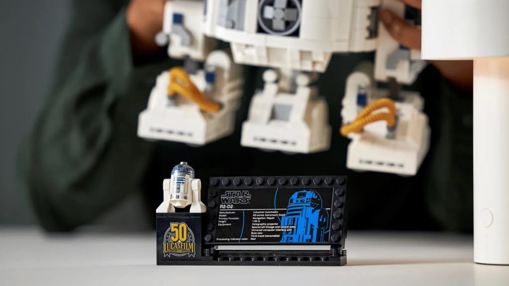 LEGO-Star-Wars-75308-R2-D2-23