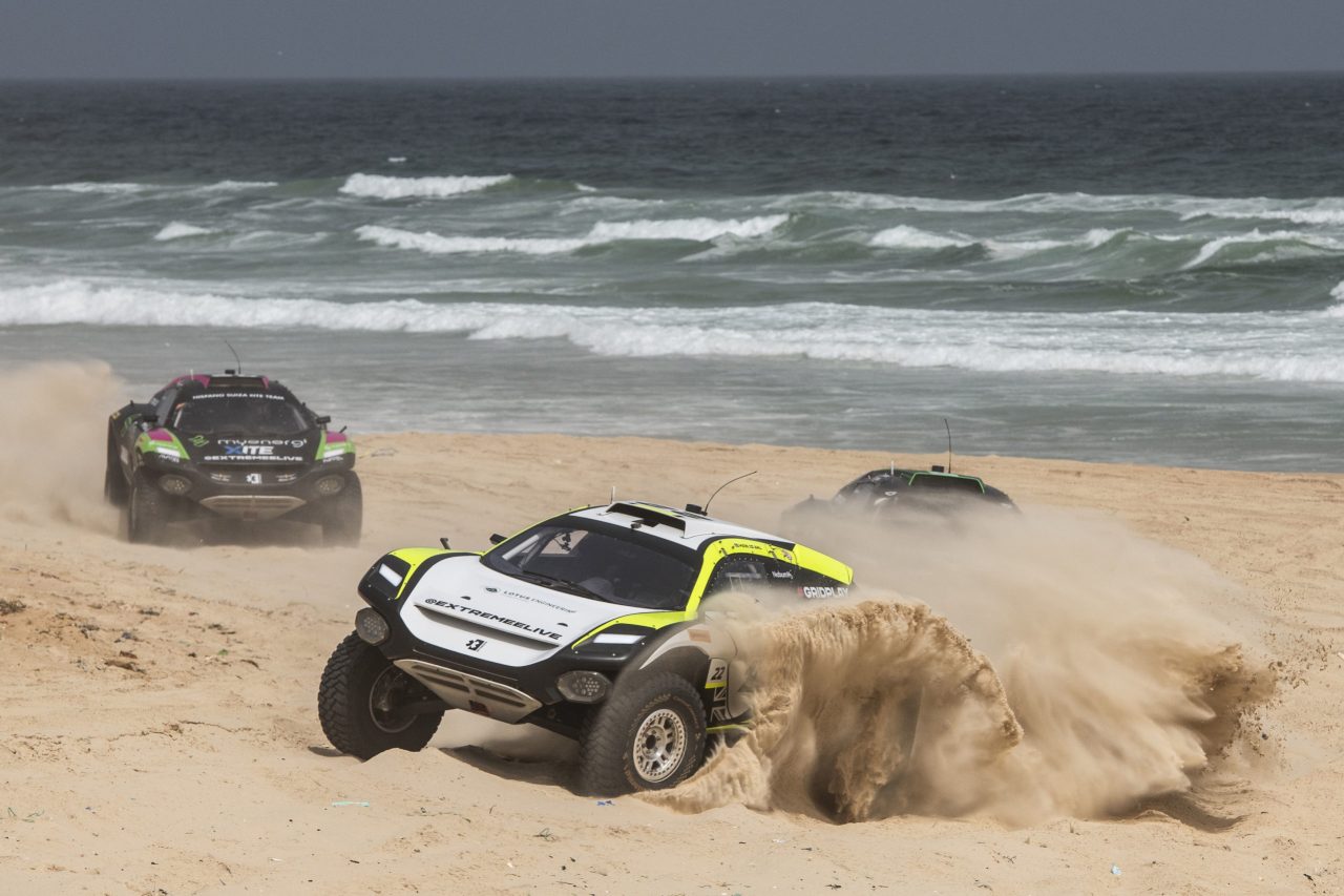 XP2102_110026_DSC4630