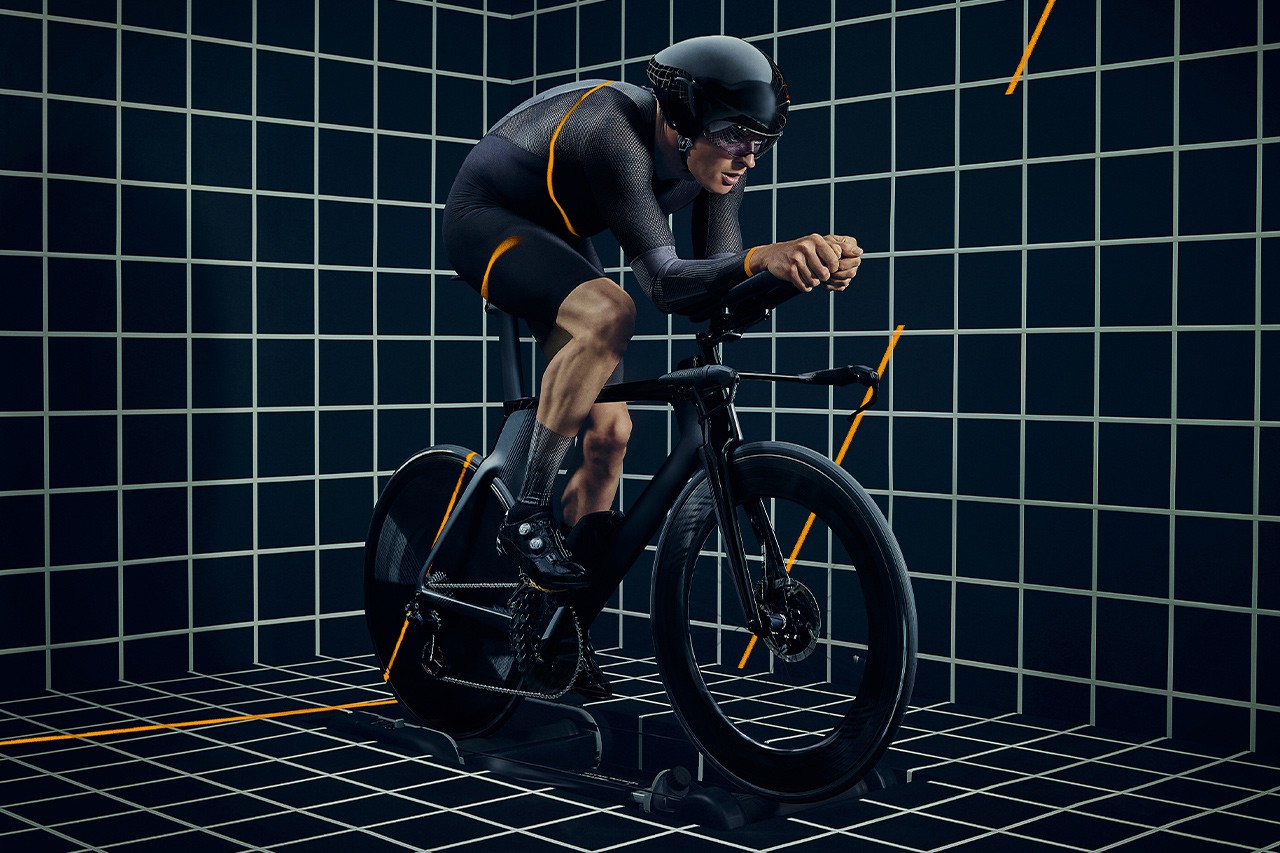 https___hypebeast.com_image_2021_05_le-col-mclaren-aero-project-cycling-release-info-new-002