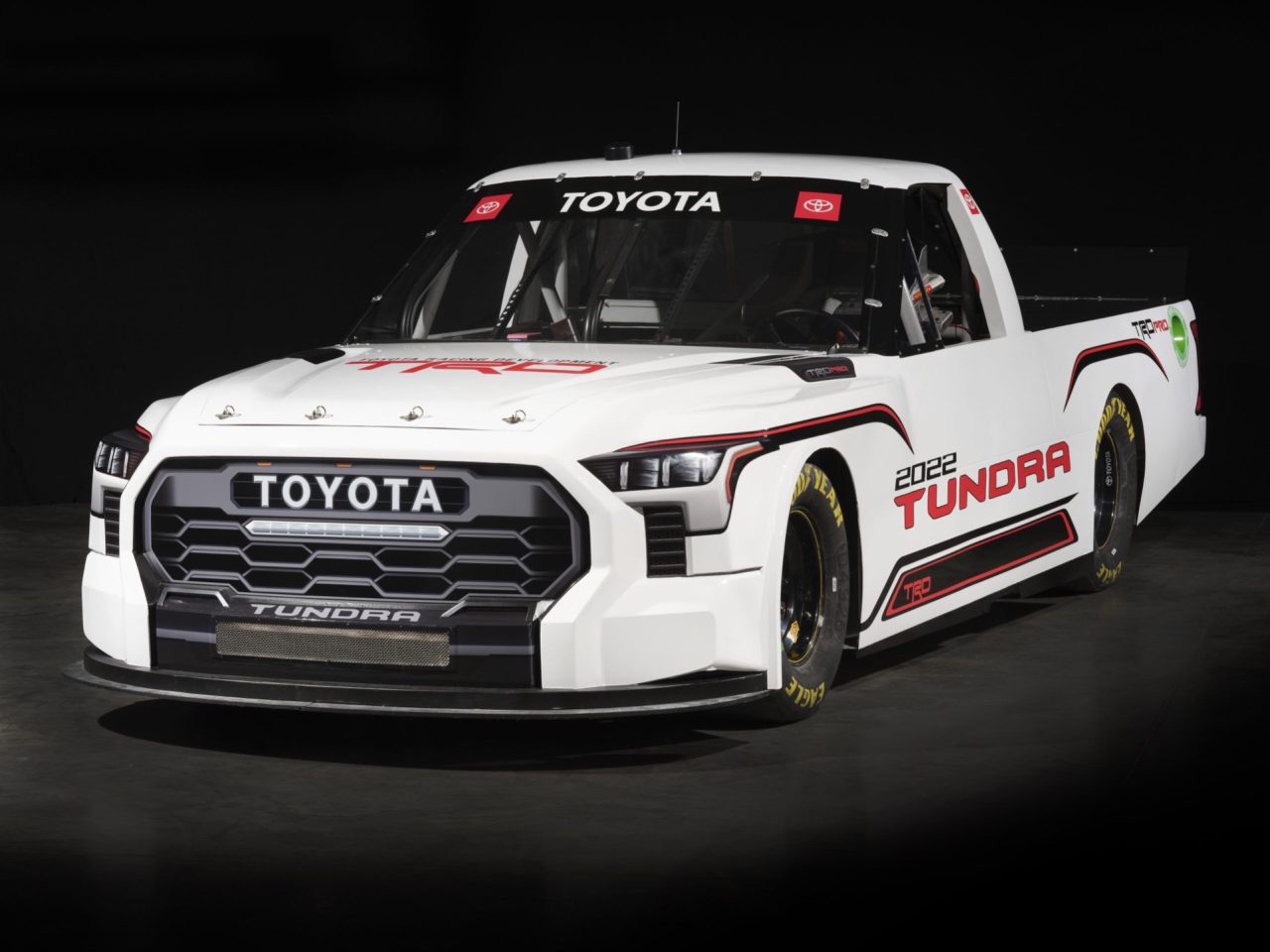 2022-Toyota-Tundra-TRD-Pro-NASCAR-2