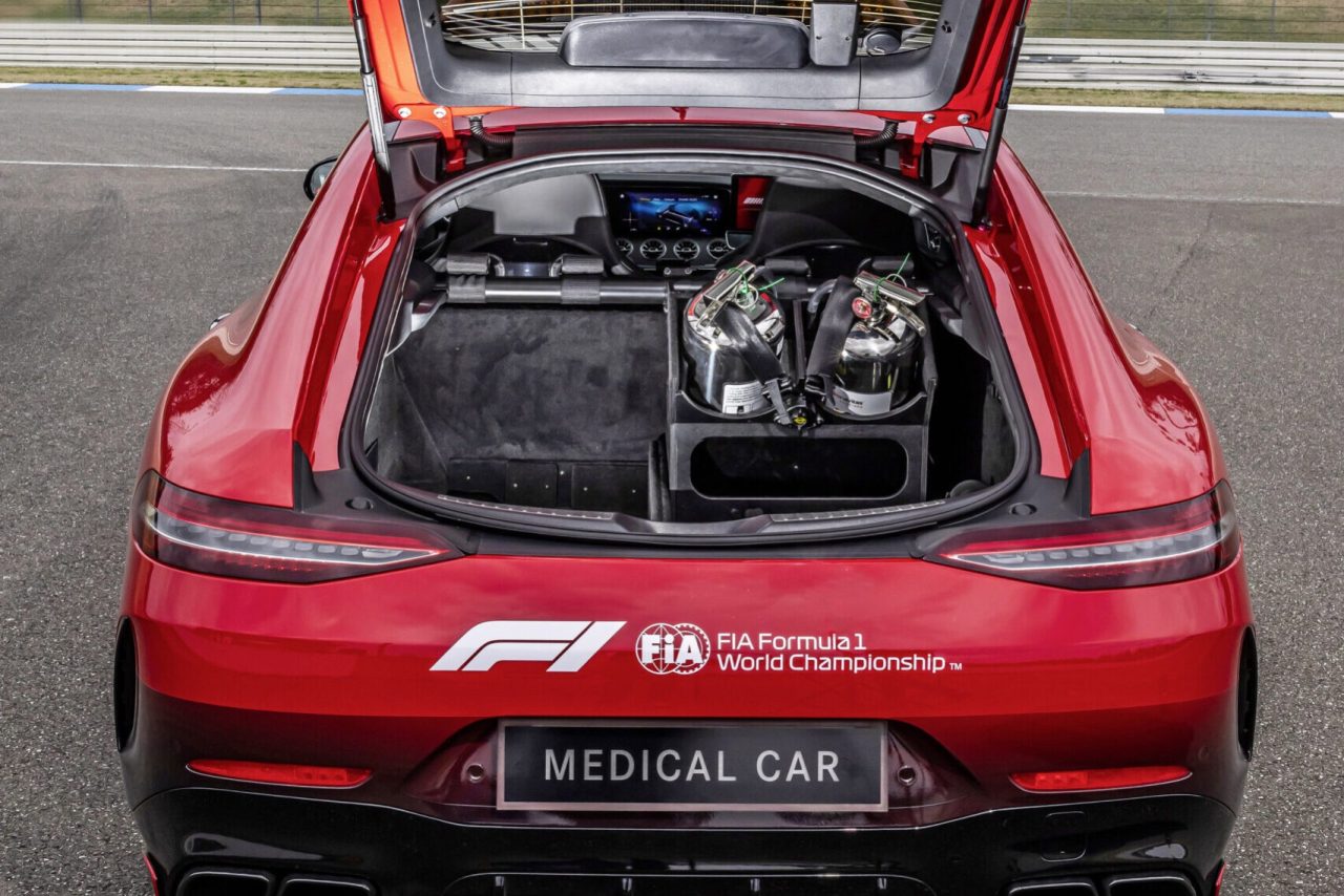Neues Official FIA F1 Safety Car™ und Medical Car™ von Mercedes-AMG für die FIA Formel 1™New Official FIA Safety Car™ and Medical Car™ from Mercedes-AMG for FIA Formula 1™