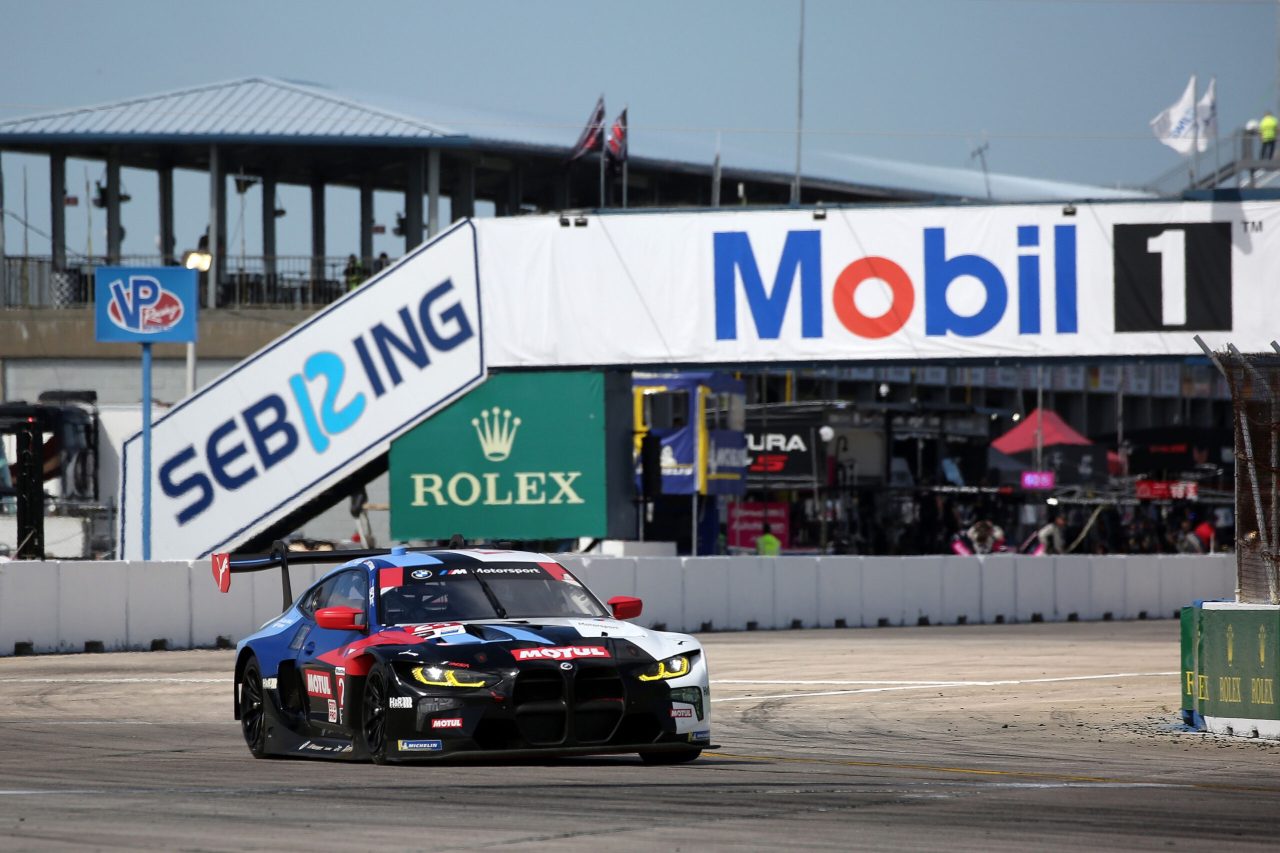 P90455175_highRes_sebring