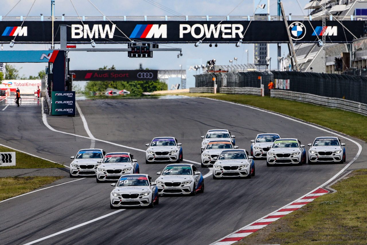 P90465909_highRes_nuerburgring-ger-26t