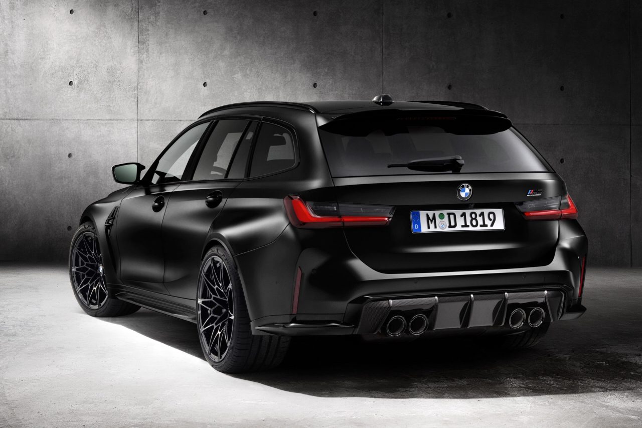 P90468285_highRes_the-first-ever-bmw-m