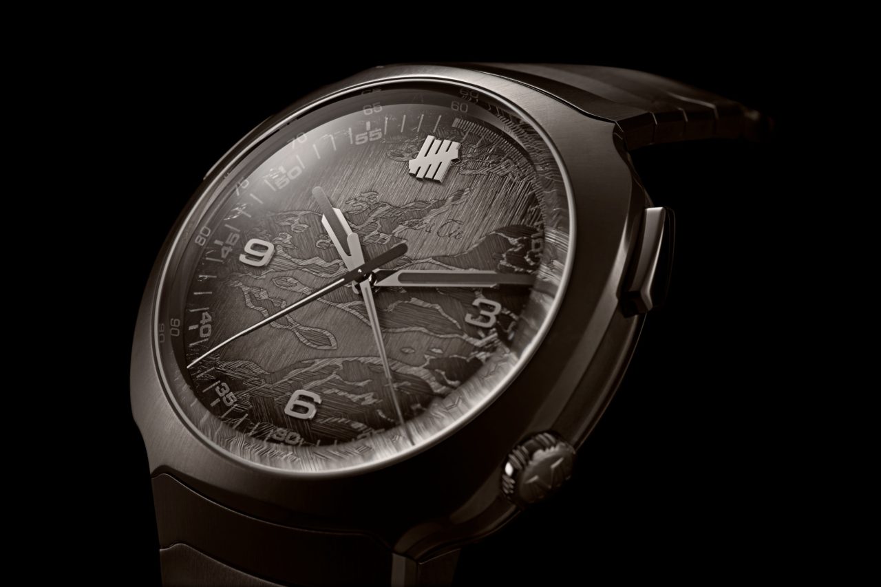 Streamliner Flyback Chronograph X Undefeated (3)