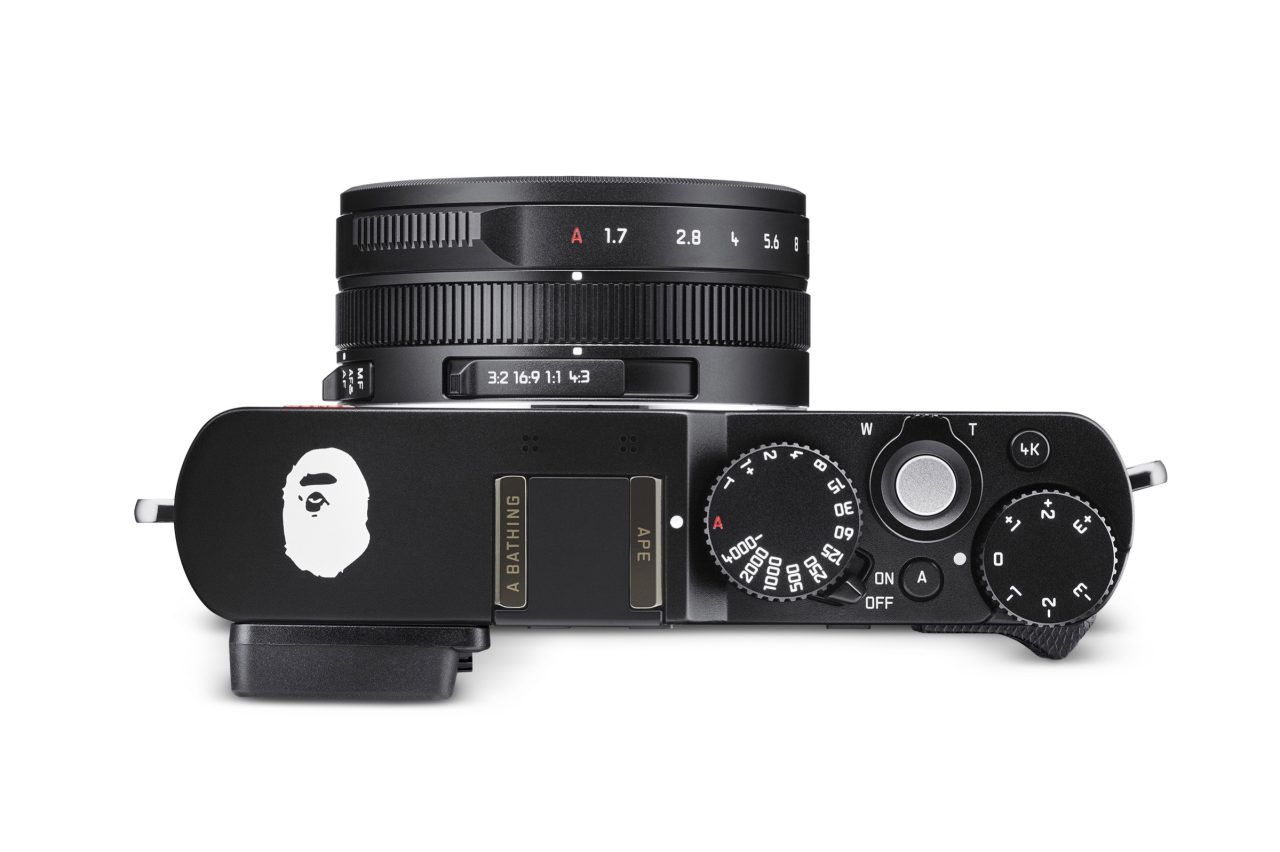 19167_Leica_D-Lux-7_A_BATHING_APE_STASH_black_top_RGB