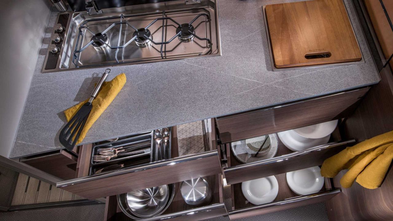 adria-supersonic-sprinter-motorhome (6)