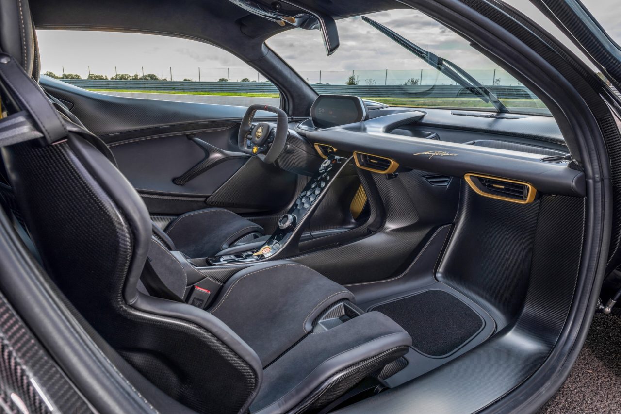 _LOT_0856_Fittipaldi_Evija