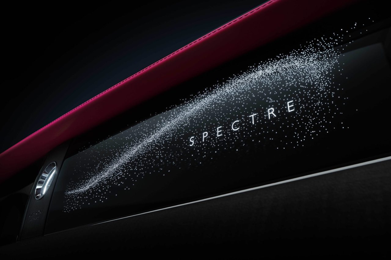 P90483614_highRes_spectre-unveiled-the