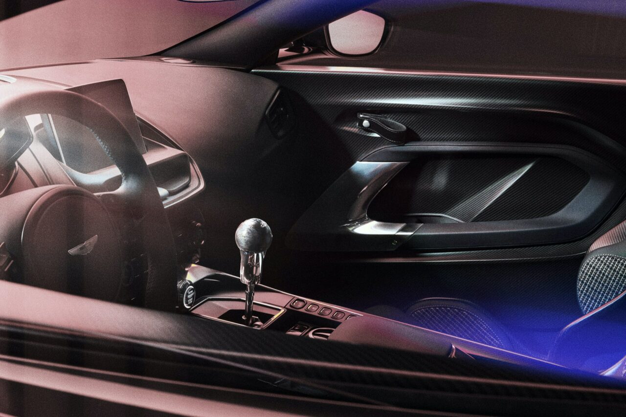 Aston Martin Valour_07-web