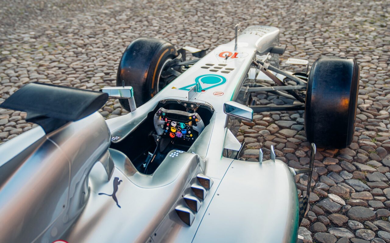 2013-Mercedes-AMG-Petronas-F1-W041410453_-web
