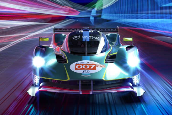 ASTON_MARTIN_RETURNS_TO_LE_MANS_TO_FIGHT_FOR_OVERALL_VICTORY_WITH_VALKYRIE_HYPERCAR_01-web