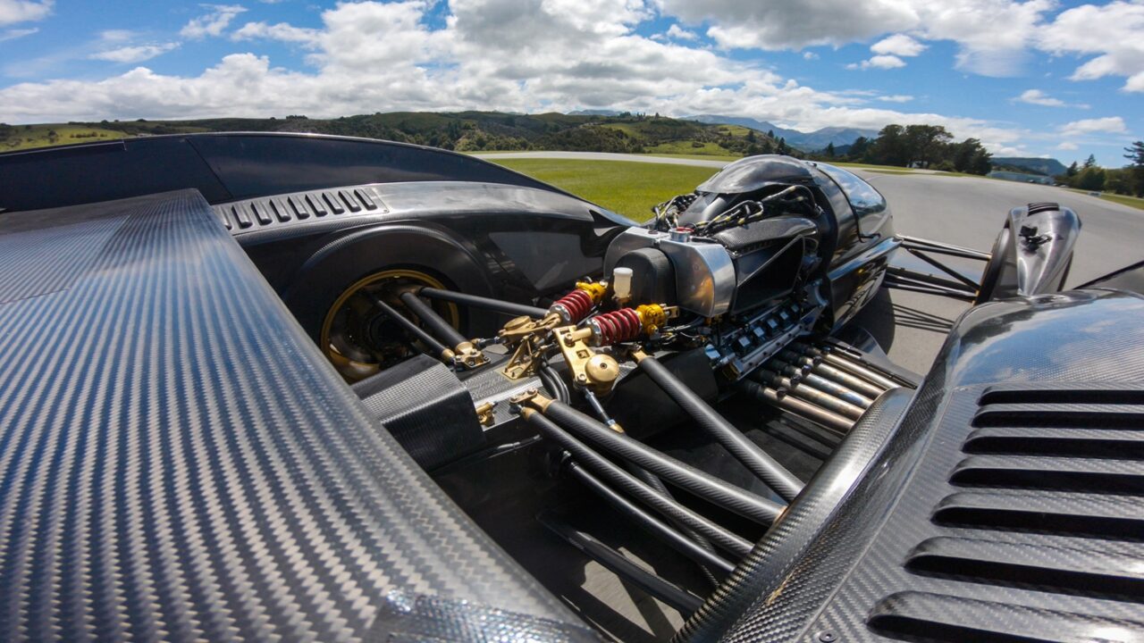 Rodin_Cars_FZERO_prototype_lights_up_the_track_for_its_first_circuit_outing copy 3-bbwm-resized