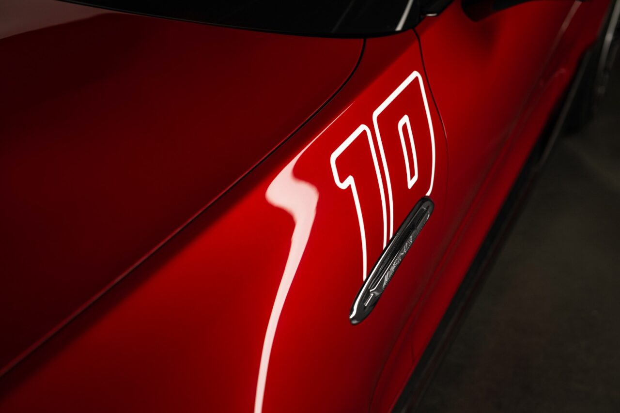 3b913be3-7c6a-4921-9d29-b577d2833528