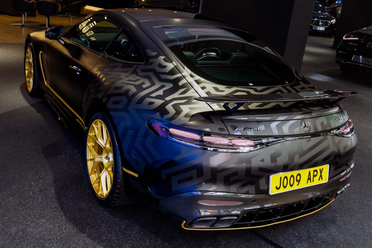 APXGP AMG-11-bbwm-resized-bbwm-resized