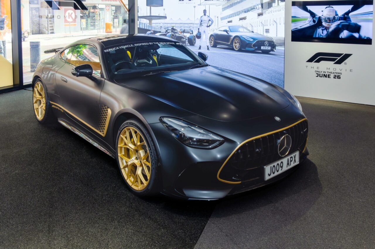 APXGP AMG-12-bbwm-resized-bbwm-resized