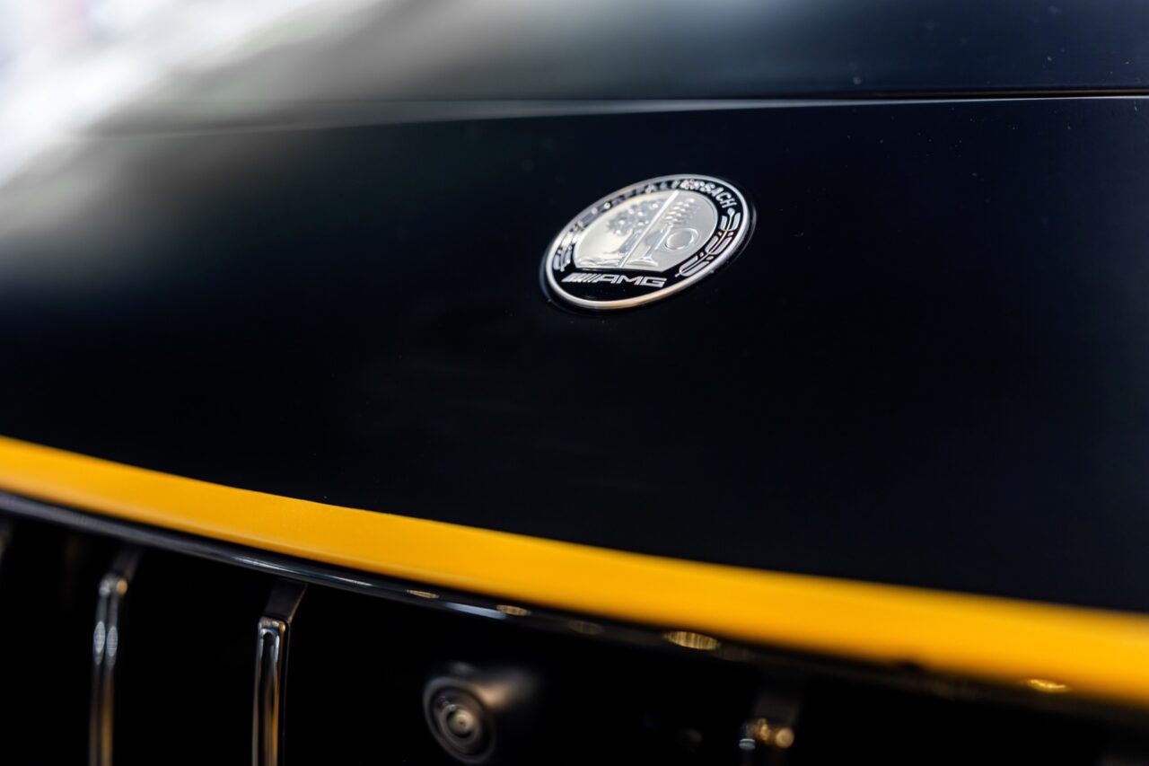 APXGP AMG-20-bbwm-resized-bbwm-resized