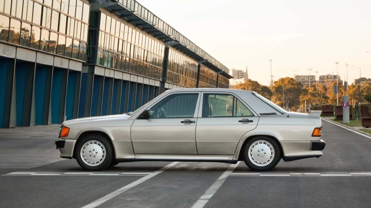mercedes-190-e-1985-di-ayrton-senna (5)